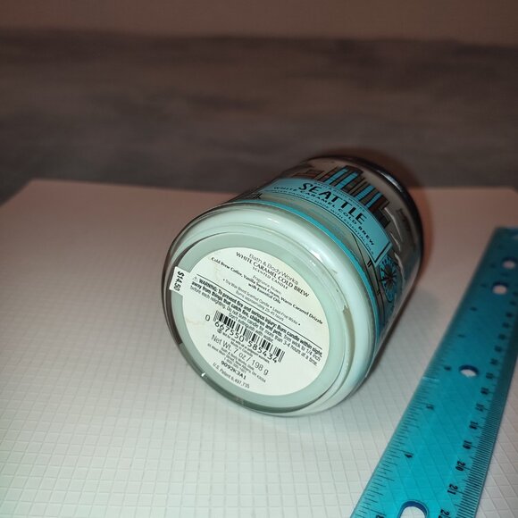 NEW Seattle Scented Candle Essential Oils Bath and Body Works Caramel Cold Brew - Picture 5 of 9
